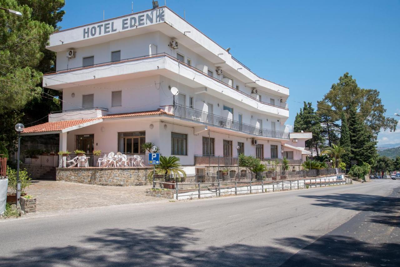 Hotel Eden Perdifumo Exteriör bild